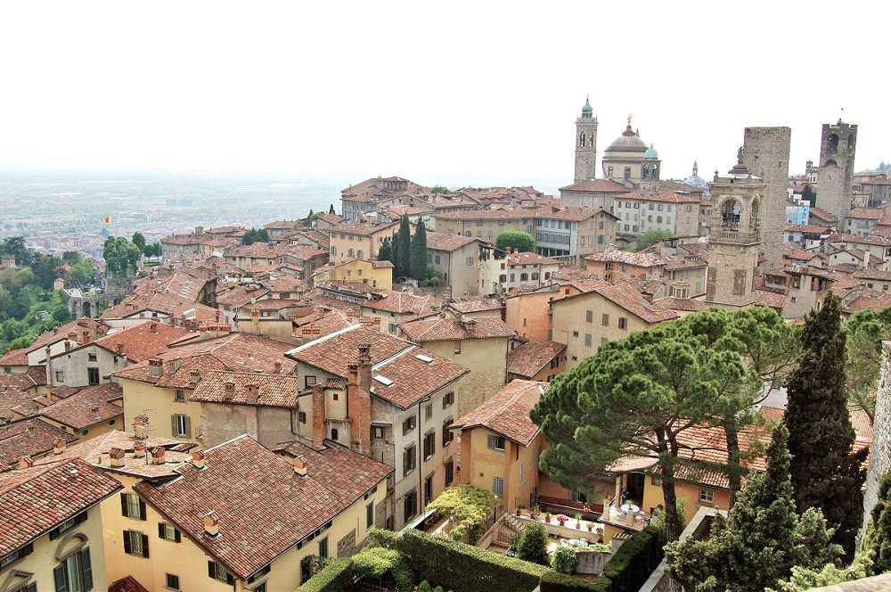 Bergamo - cidade medieval na Italia