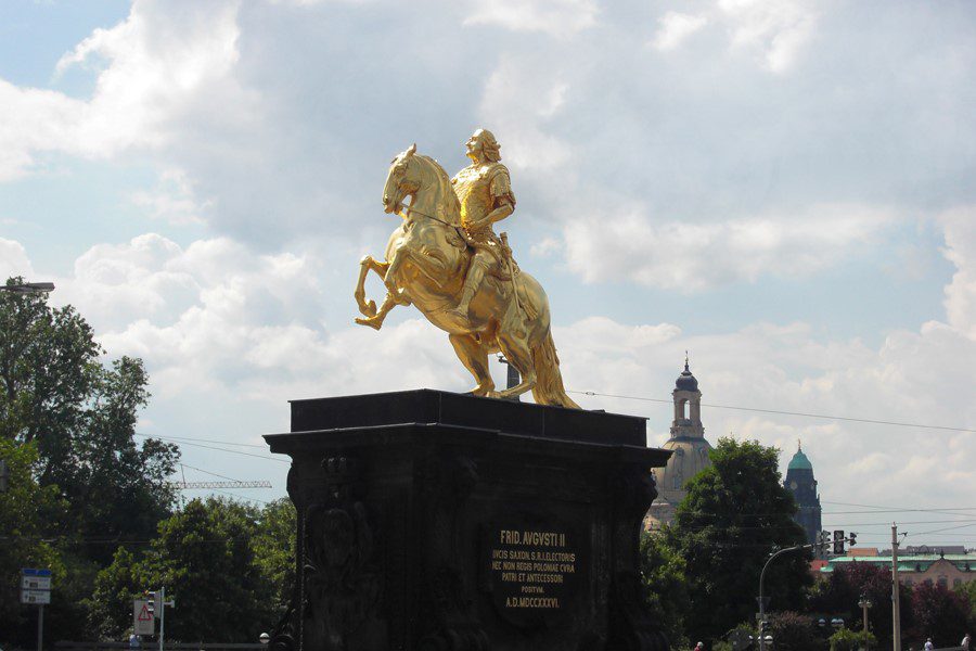 Dresden - Estatua do Cavaleiro Dourado - foto Daniel Hueneborg